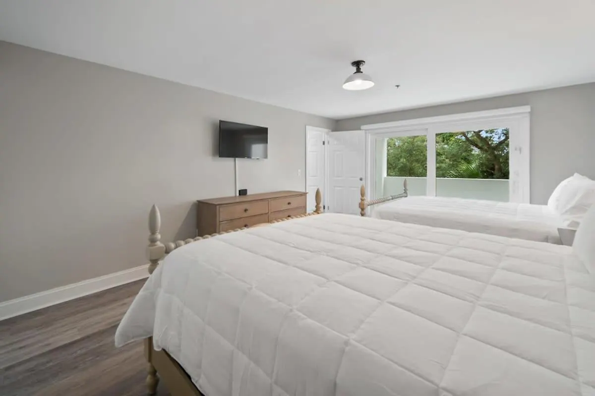 Newly Renovated Condo With Private Balcony! Panama City Beach 0*,
